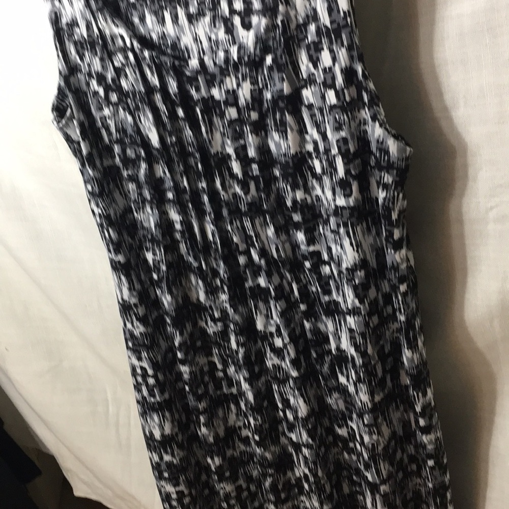 RN Studio Sleeveless Dress - Picture 4 of 5